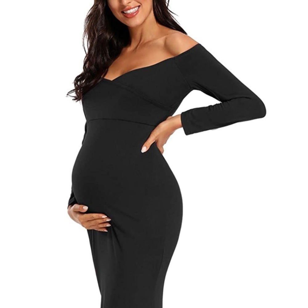 Women’s large maternity black fit/flare maxi dress. New with tags